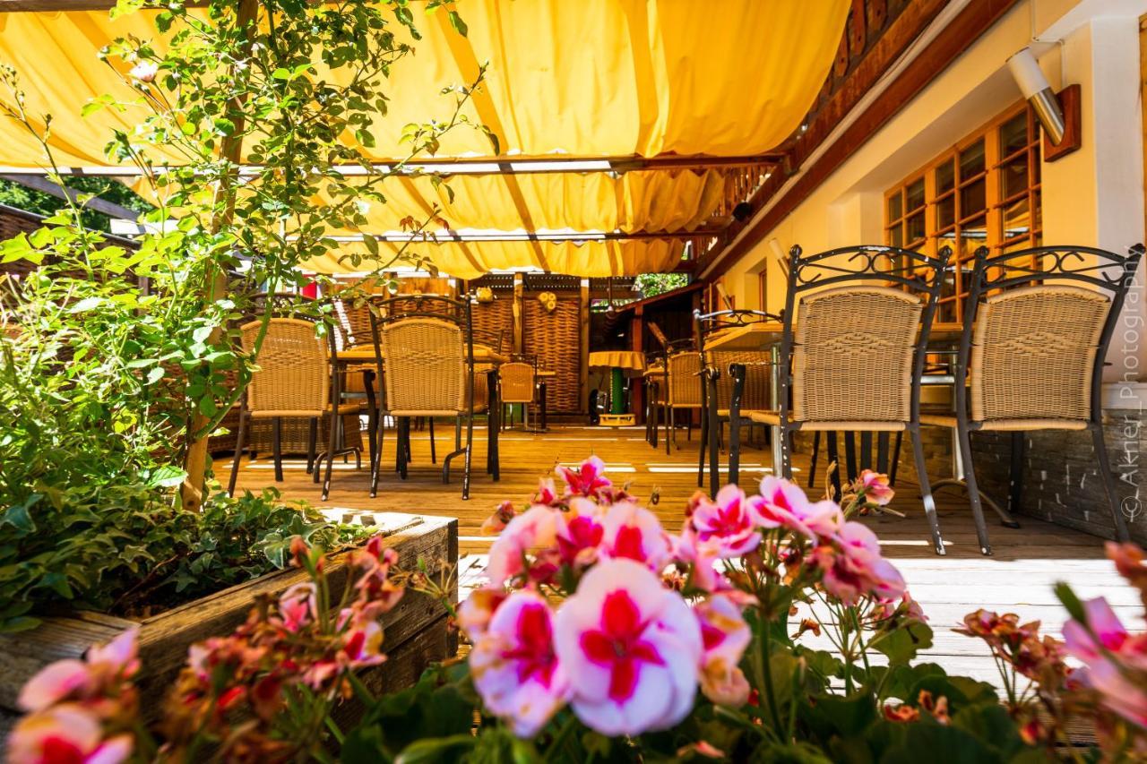 Hotel Restaurant Les Lilas Les Diablerets Exterior foto