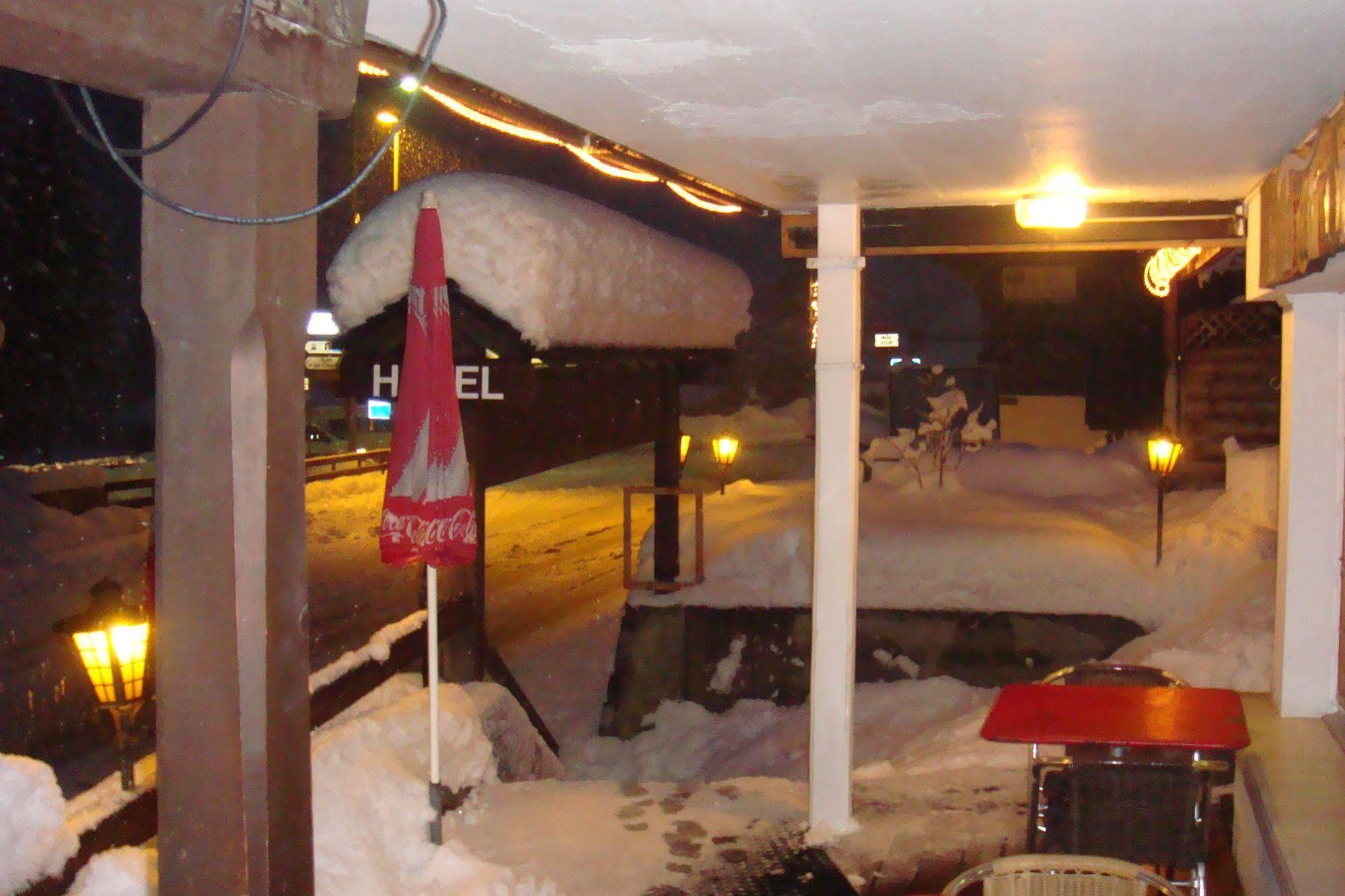 Hotel Restaurant Les Lilas Les Diablerets Exterior foto